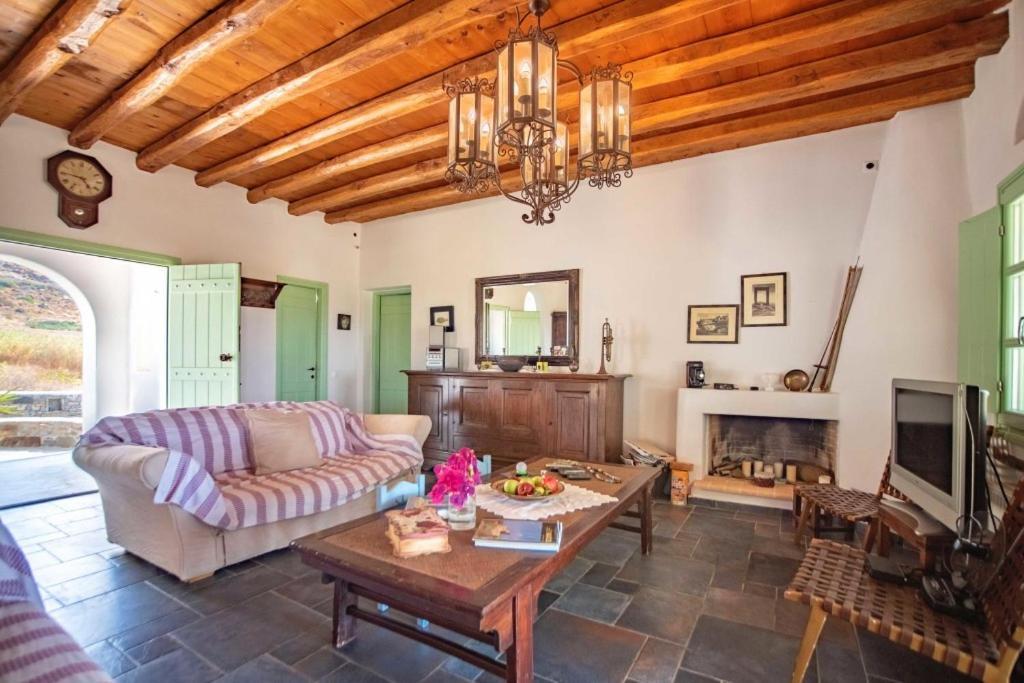 To Armiro Boutique Houses Pláka Zewnętrze zdjęcie